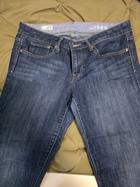 GAP 1969 Women's Dark Blue Stretch Jeans